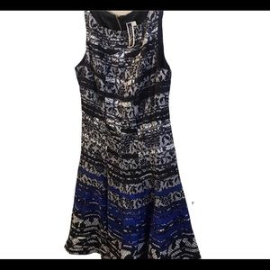 Julian Taylor Fit & Flare Sleeveless Dress with Black & White Lace pattern SZ 8